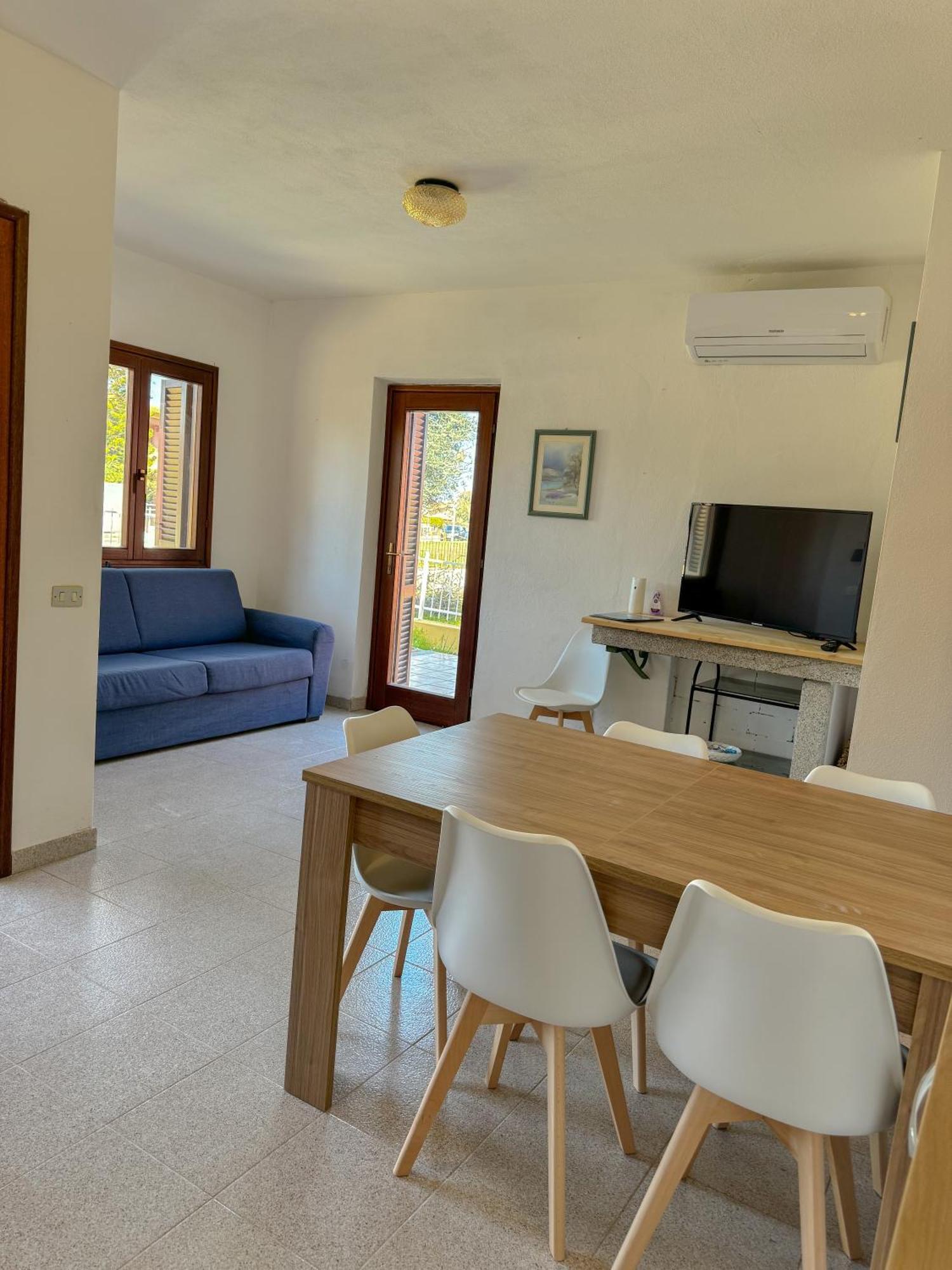 Comoda Villetta Con Giardino San Teodoro  Zewnętrze zdjęcie